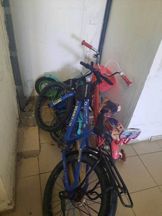 продам 2 велик для детей .и подростков