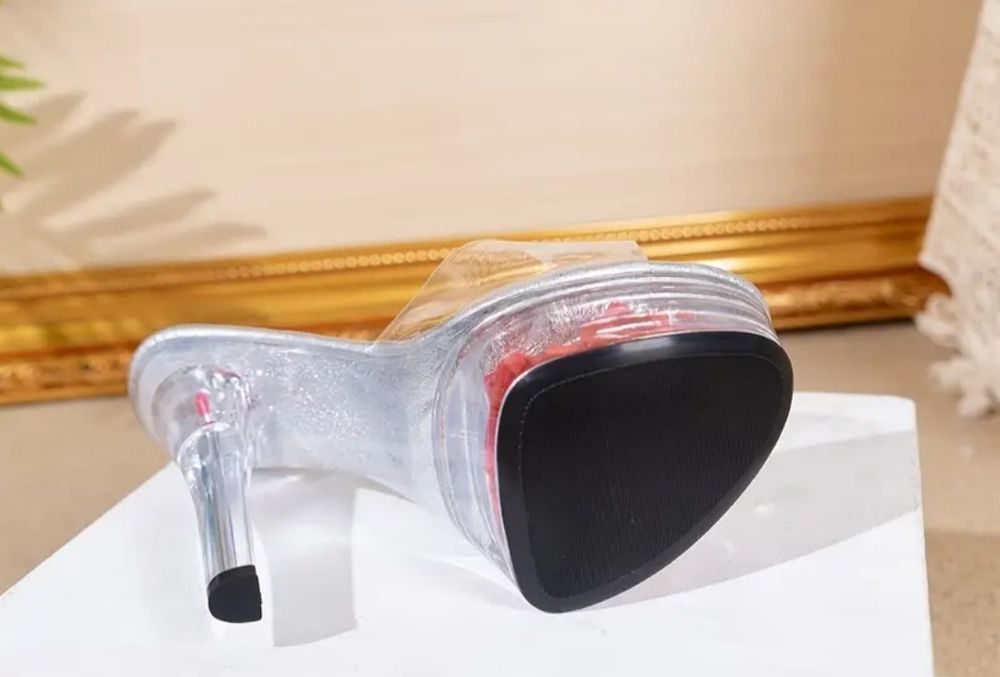 Продам туфли летние