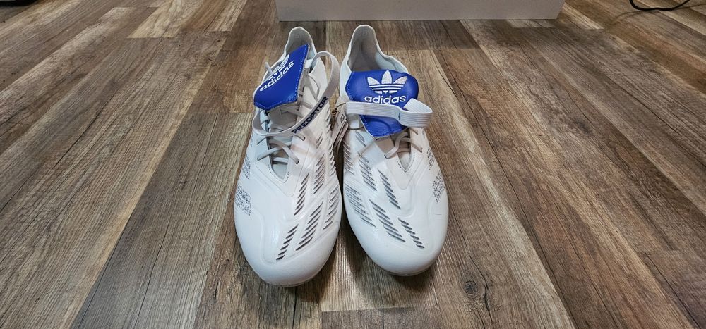 Лимитирано издание! Футболни обувки Adidas Predator Elite FT FG David
