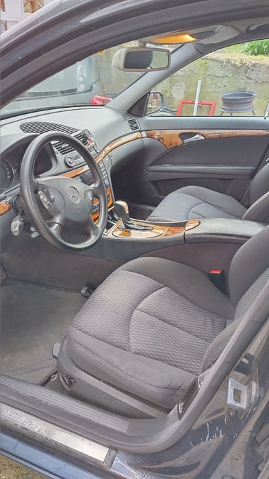 Mercedes benz w211 2.7