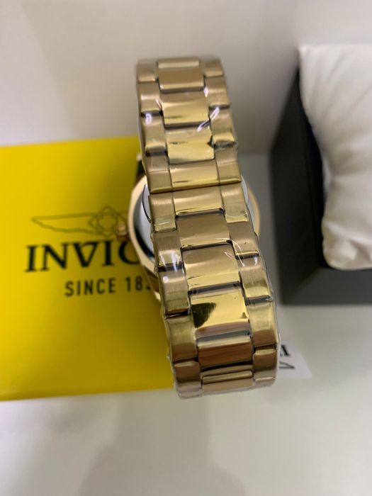 Нов мъжки часовник Invicta Celestial 69245 quartz
