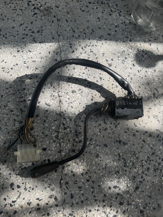 Лосстче за мигач за mercedes 207d