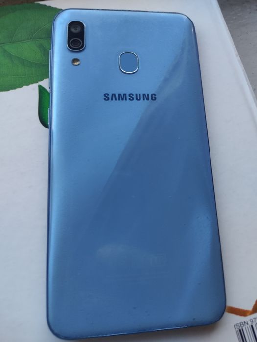 Samsung Galaxy A30