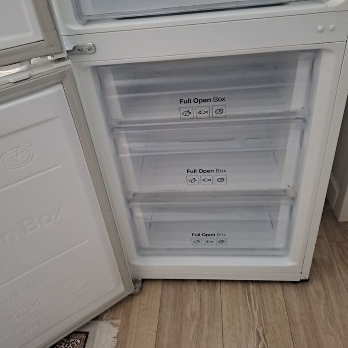 Продам холодильник самсунг