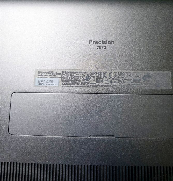 СПЕШНО! Лаптоп Dell Precision 7670 i9-12950HX 64GB DDR5 CAMM 1TB SSD Win11 Pro