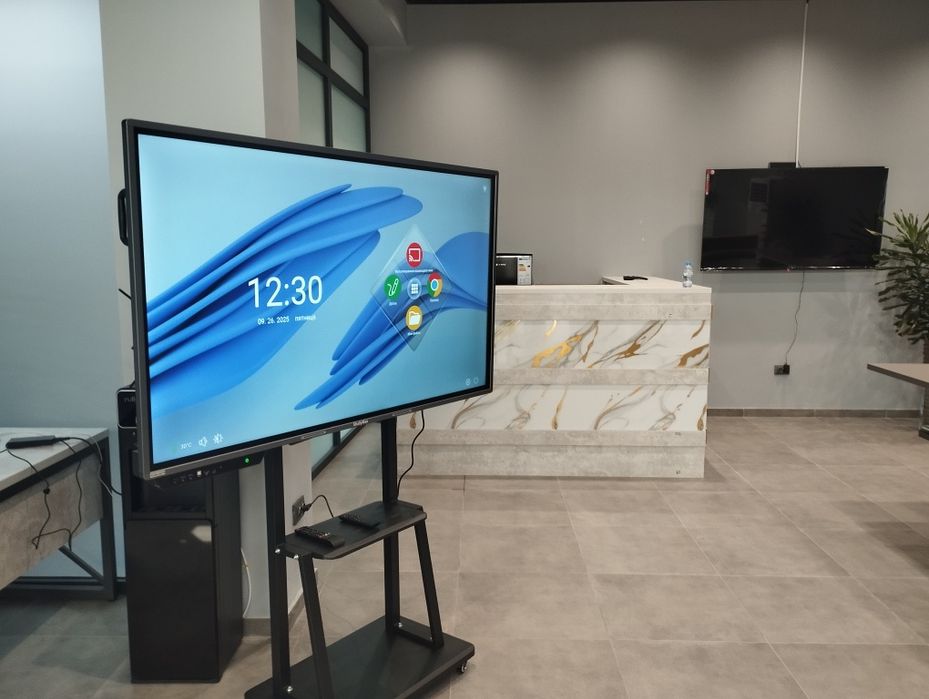 Интерактивная панель 75/98 лучшие цены. Кронштейн Доставка  Установка