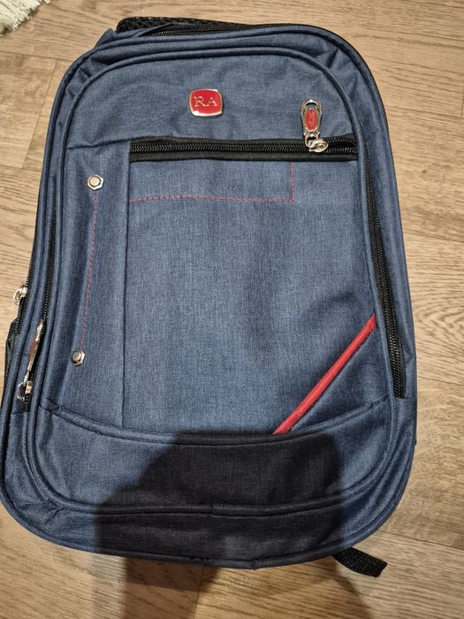 Продам школьные рюкзаки