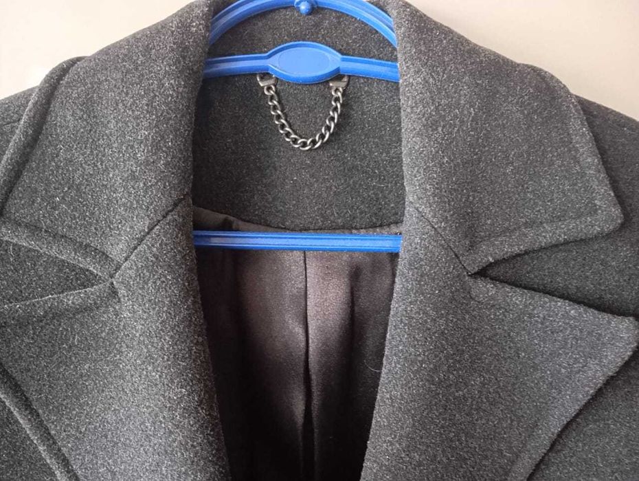 Продам женское пальто, размер 44