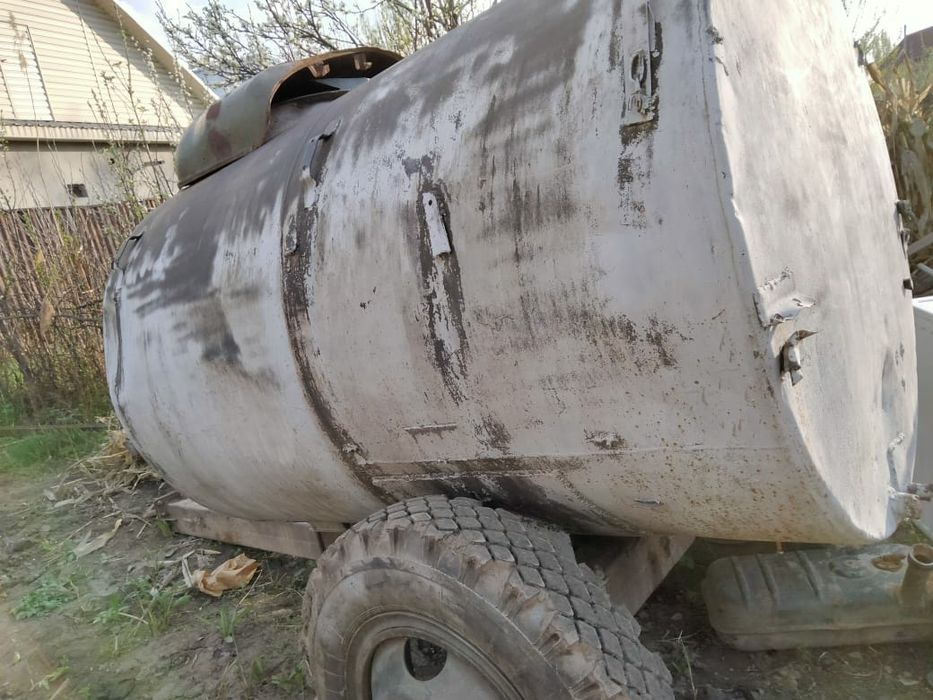 Прицеп для воды  .