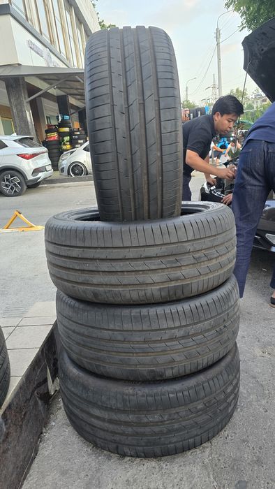 245/45/R19 HANKOOK ion evo