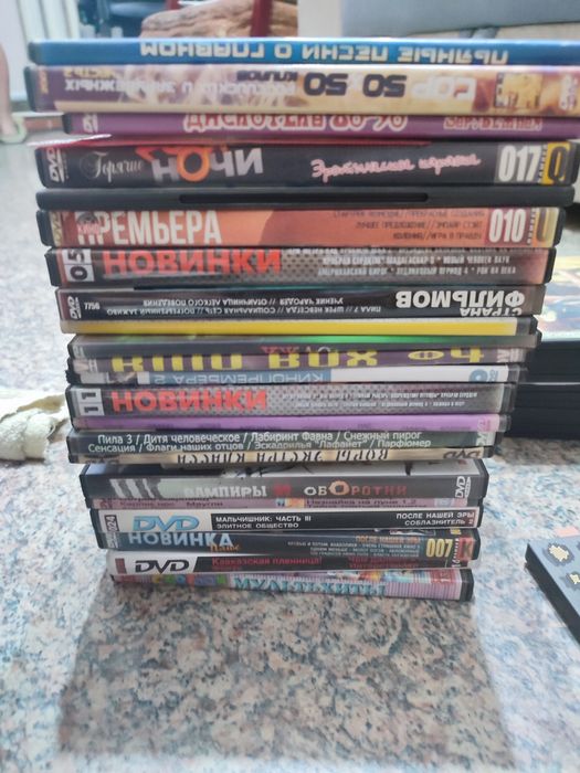 Продаются Диски с Сериалами Музыкой и Фильмами!