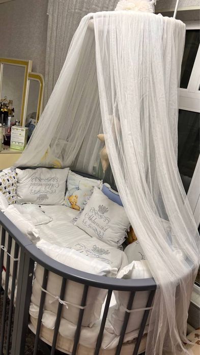 Кровать Трансформер не разу не пользовальсь в комплекте подушки 2 набо