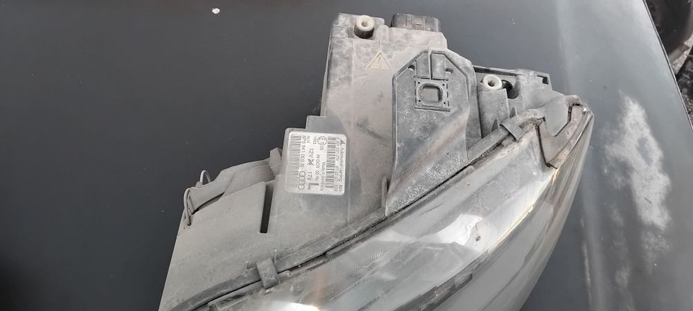 Bi Xenon завиващи фарове Audi A3 8P