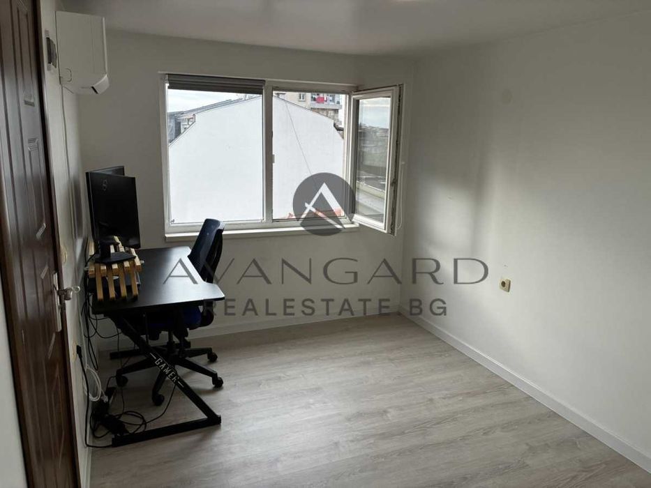 Продава се Тристаен апартамент в Пловдив, Център - 145 кв.м за 1970 €/кв.м - Снимка #5