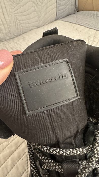 Ботинки зимние Tamaris 39 размер