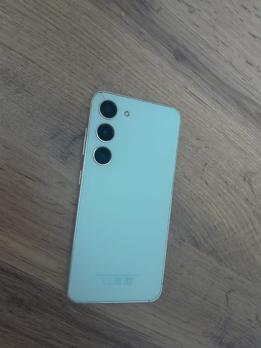 Продом или обменяю Samsung s23