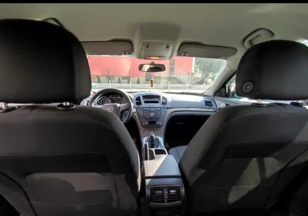 Продава се Opel Insignia 2.0 CDTI, 130 к.с. | 2011 г. | София