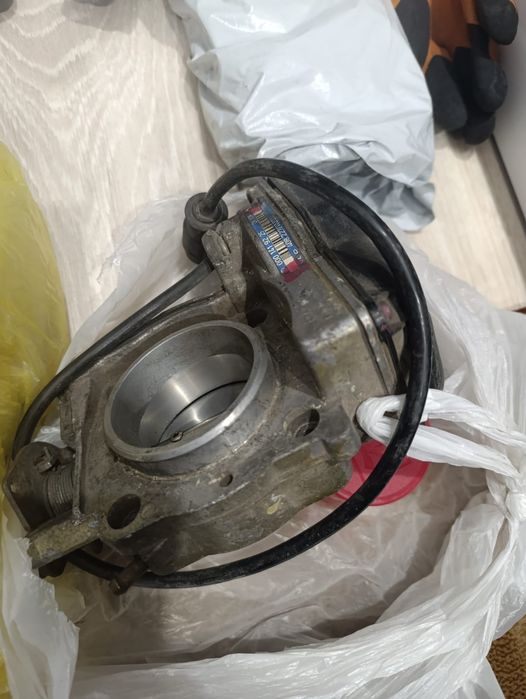 Дроссельная заслонка 111 мотор