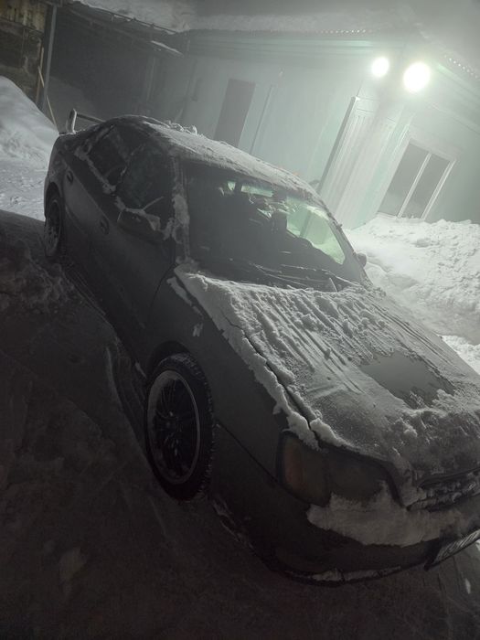 Продам субару легаси 2000 год.                                       .