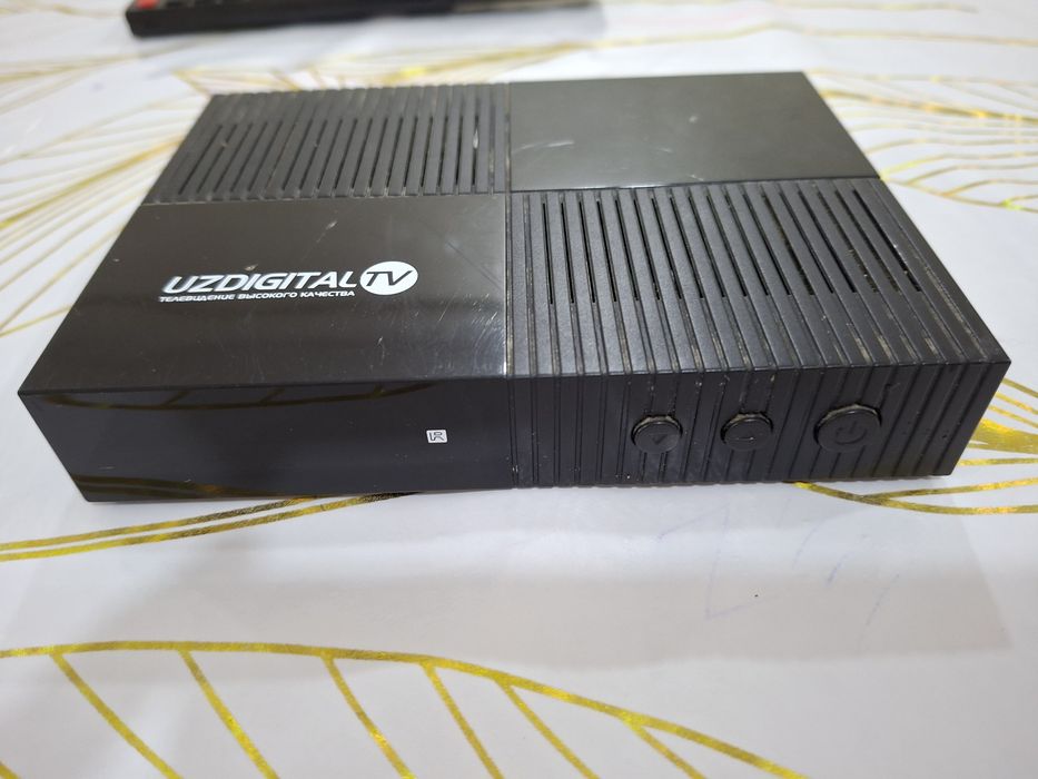 ТЮНЕР сатылады IPTV, UZDIGITAL TV 350 мыннан хар кайсысы