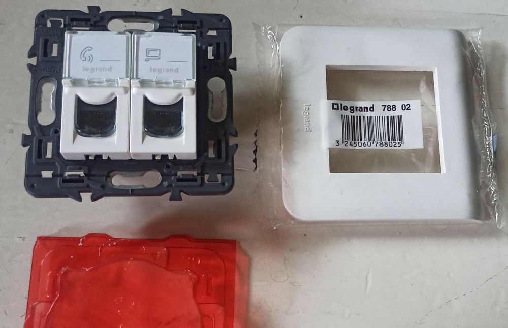 Розетка телефон +сеть rj11 + rj45