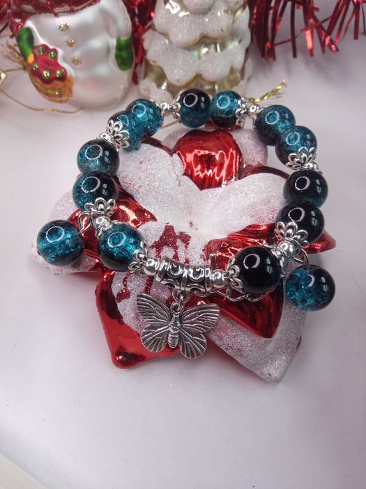 Гривна от мъниста