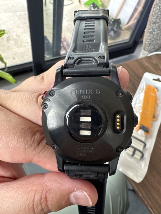Garmin смарт часовник Fenix 6 pro