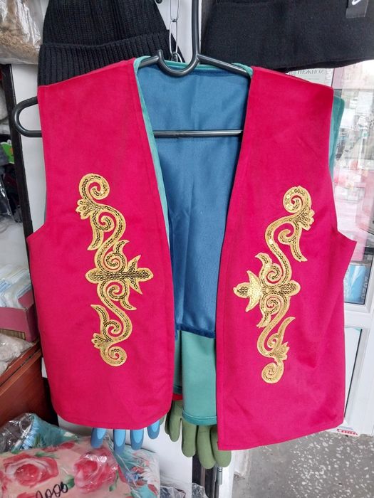 продам жилетки казахские