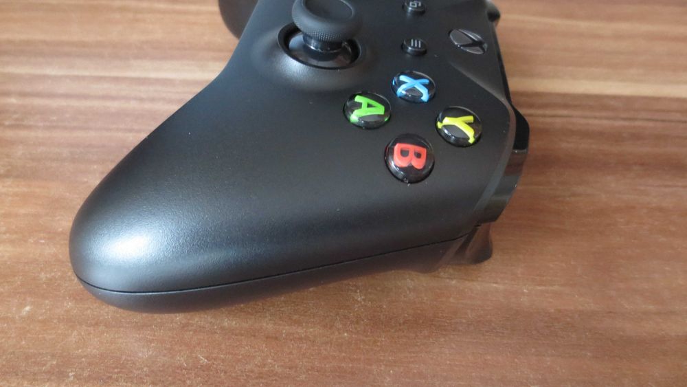 Microsoft Xbox Controller + Wireless Adapter
