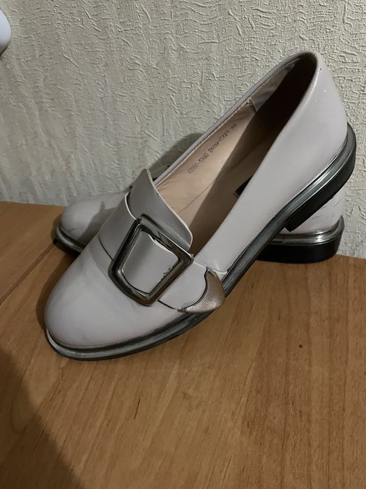 Женские туфли Basconi( почти новые)