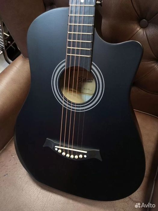38 razmer yangi akustik gitaralar skidkada!