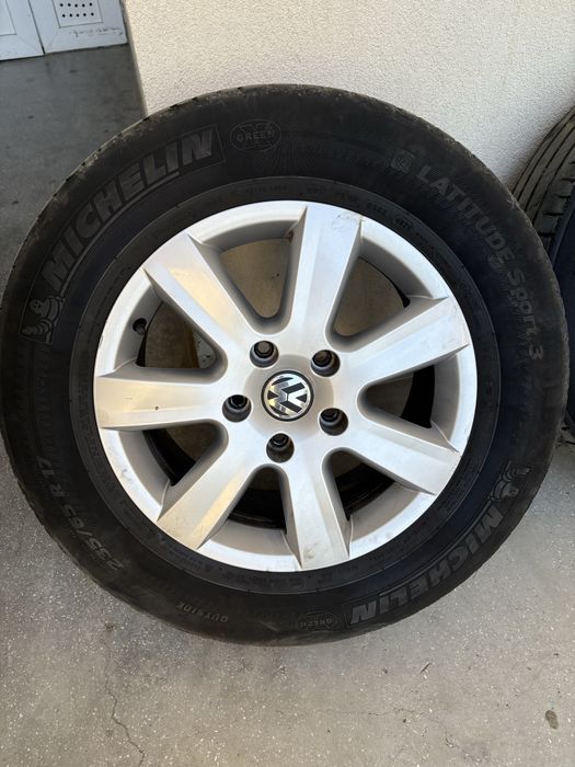 Jante r17 cu cauciucuri de vara 235/65/17