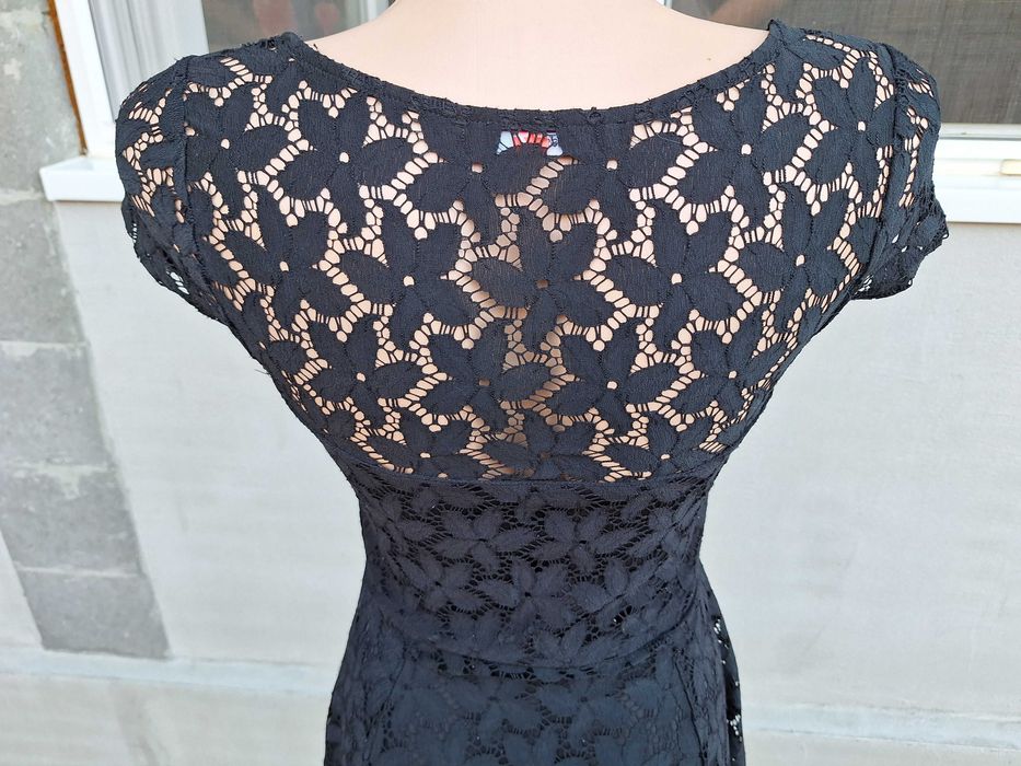 FB Sister | rochie dama | bust 72 cm | mar. 34 - 36 | XS - S