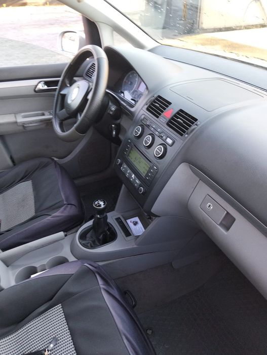 Vw  Touran 1.9 tdi klima înmatriculat ro