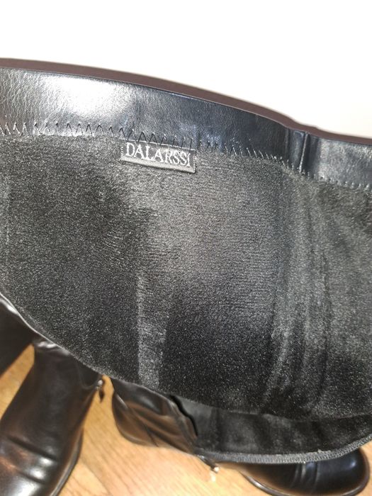 Продам демисезонные сапоги