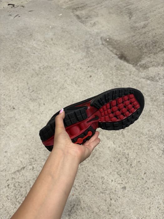 Dn Black and Red