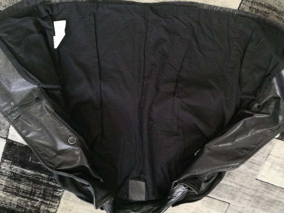 Pardesiu bărbați din lână și piele naturala Calvin Klein original. .