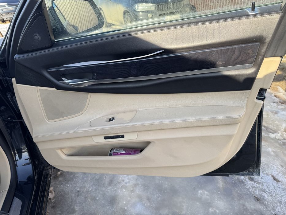 Interior bmw f02 cu masaj incalzire bancheta spate