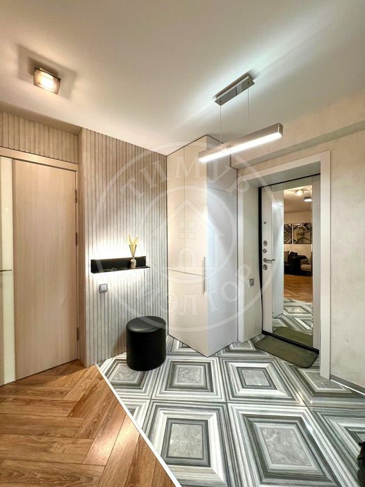 3/1/4 Буюк Ипак Йули,у метро,второй дом от дороги,KFC,Аптека 36.6,70 м