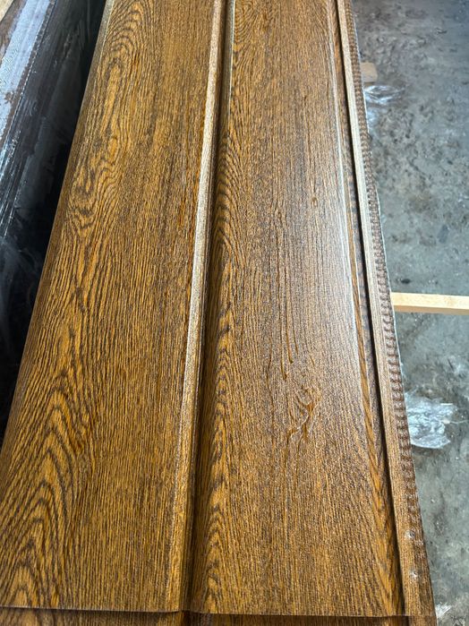 Lambriu metalic,pentru fasad