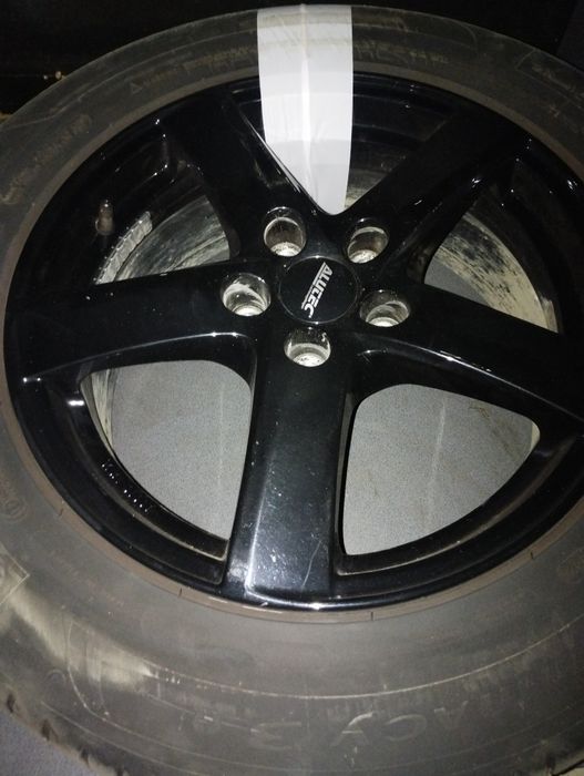 Vând roti Hyundai Tucson 3