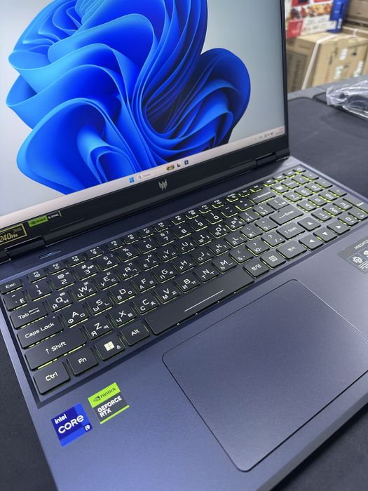 Acer PREDATOR Helios Neo 16 4060
