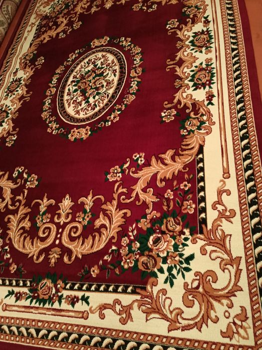 Кілем сатылады.Көп қолданылмаған.