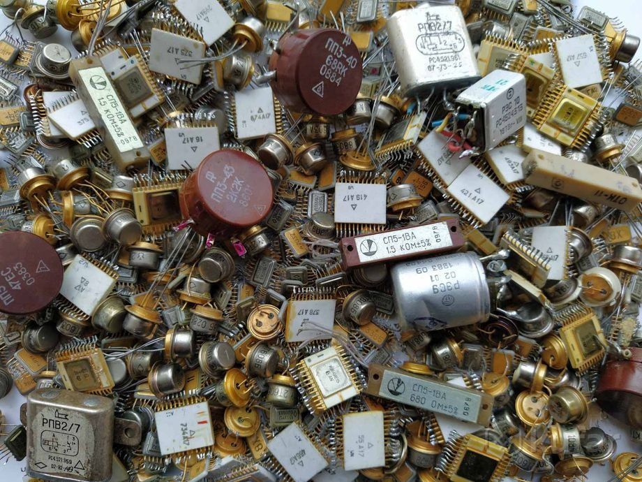 Принемаем радиодетали