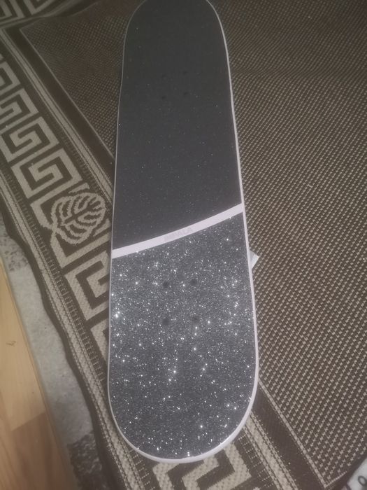 Skateboard Impala – calitate premium, stare foarte bună