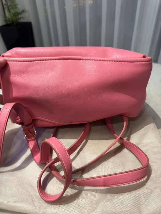 Кожена раница на марката Liu Jo