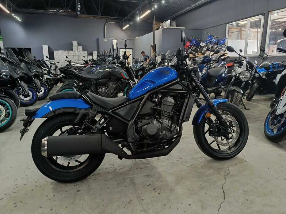 Honda Rebel CMX 1100 2025 Manual - nou - Honda Constanta by EST BIKE