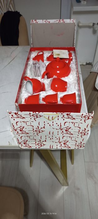 Продам чайный сервиз