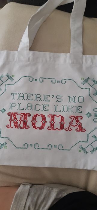 Шопер белый красивый