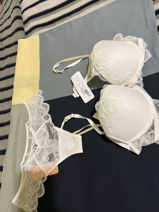 Луксозно френско бельо сутиен и бикини, бански